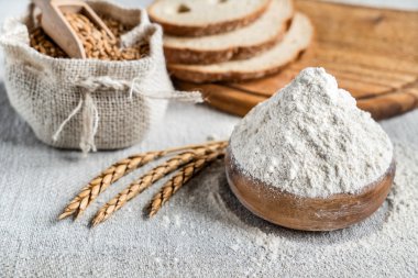 Buğday ve un masada