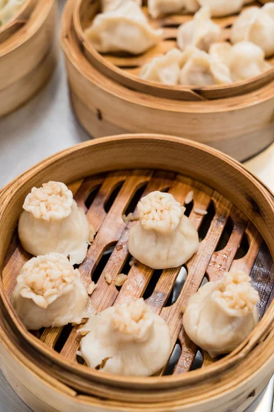 Comida chinesa saborosa — Fotografia de Stock