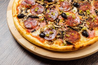 lezzetli fırında pizza 