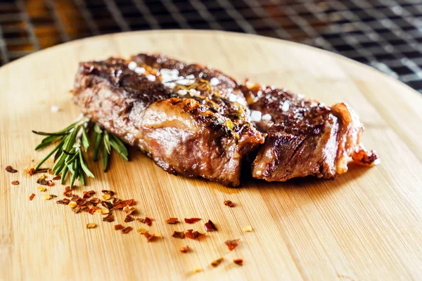 Tasty grilled steak — Stock Photo, Image