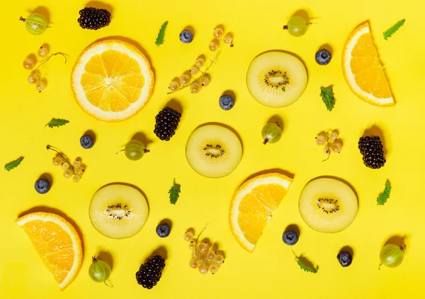 Färgglada frukter bakgrund — Stockfoto