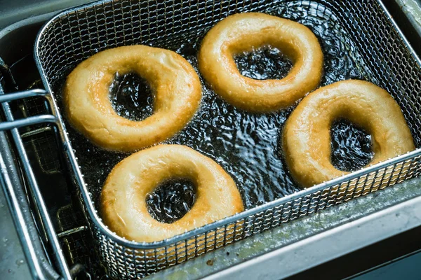 Zoet gebakken donuts — Stockfoto