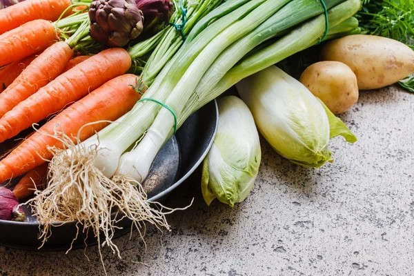 Fresh organic vegetables — Stock Photo, Image