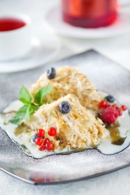 Lezzetli Napolyon kek