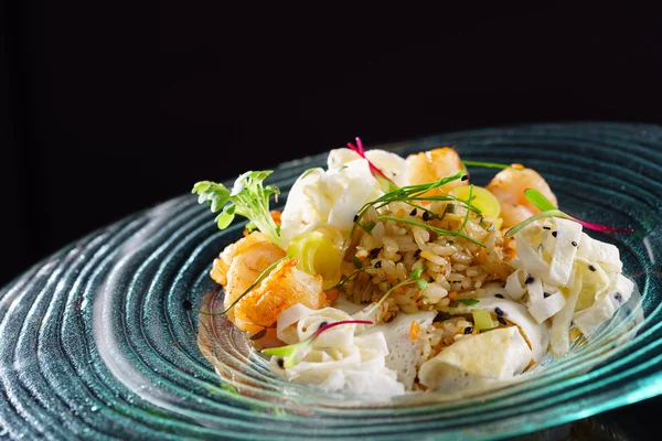 Meeresfrüchte Reis auf Teller — Stockfoto