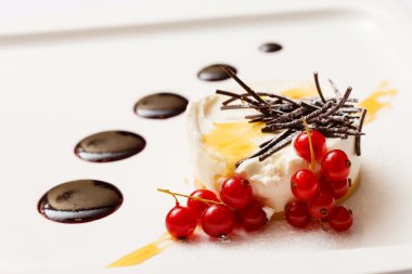 çikolata soslu Cheesecake