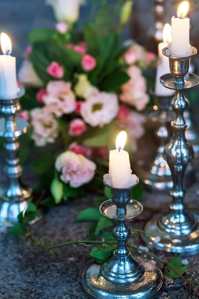 Bruiloft decoratie met kaarsen — Stockfoto