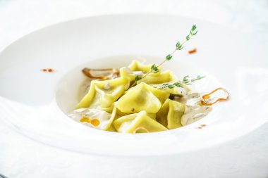 taze geleneksel mantı