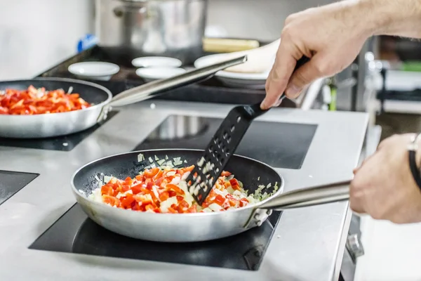 Male chef at work — Stock Photo, Image