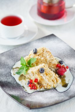 Lezzetli Napolyon kek