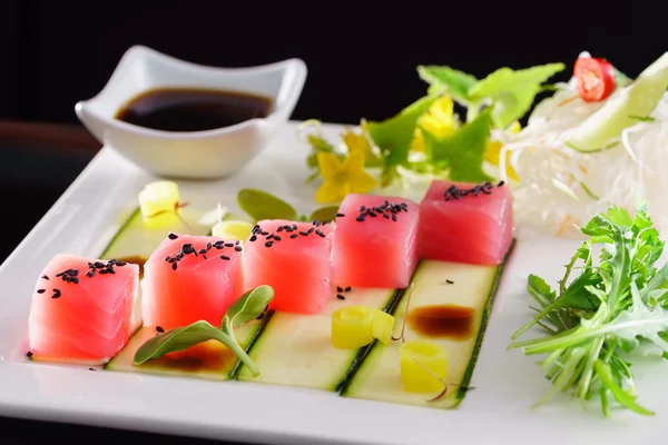 Heerlijke tonijn sashimi — Stockfoto