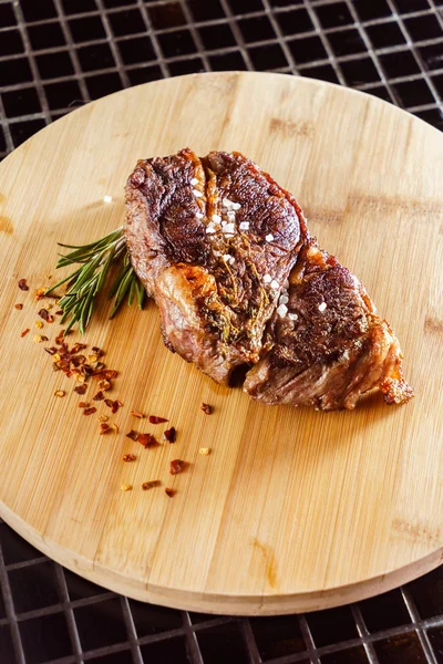 Tasty grilled steak — Stock Photo, Image