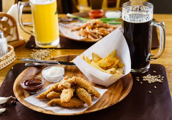 tavuk nuggets patates ile