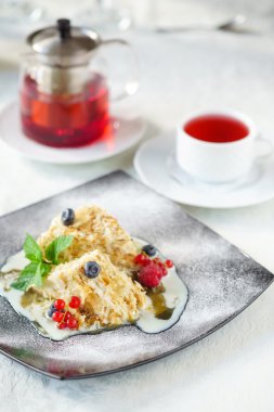 Lezzetli Napolyon kek