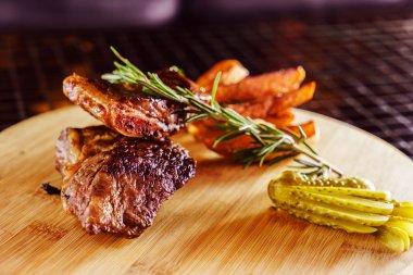 Lezzetli ızgara biftek