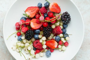 Ürün yelpazesine çilek dondurulmuş