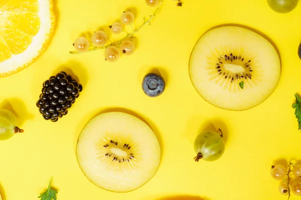 Fundo de frutas coloridas — Fotografia de Stock