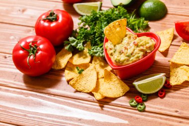 avokado ile lezzetli guacamole