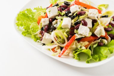sağlıklı salata tabağı