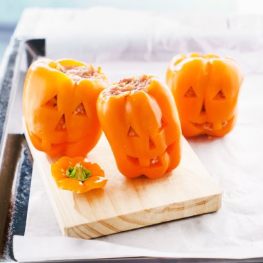 Halloween jack-o-fener dolgulu