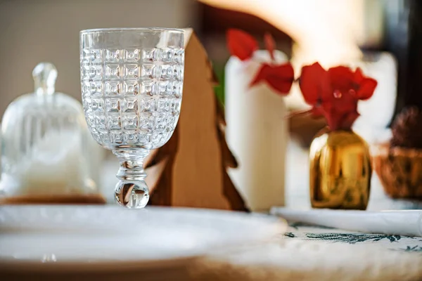 Cena Navidad Con Bonitos Regalos —  Fotos de Stock