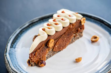 Lokantada karamel var. 