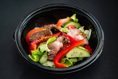 Sığır etli taze salata