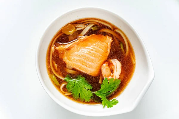 Sopa Pescado Sobre Fondo Blanco — Foto de Stock