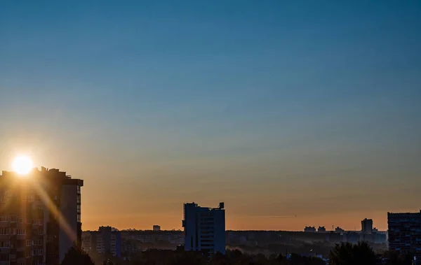 Puesta Sol Ciudad Con Silueta Edificio — Foto de Stock