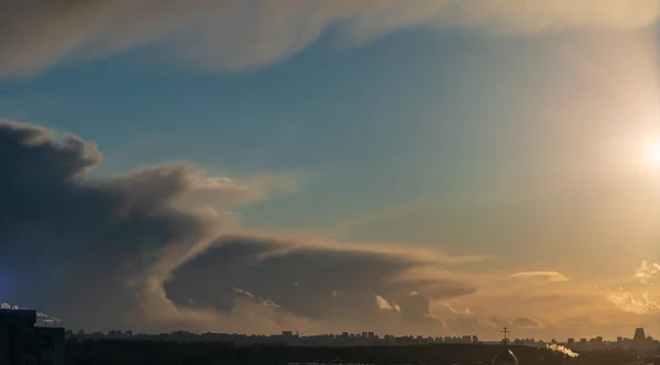 Puesta Sol Ciudad Con Silueta Edificio — Foto de Stock