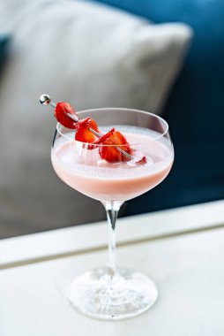 Yazın kafede moktail