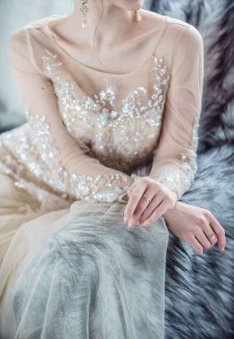 Güzel çiçekli güzel gelin