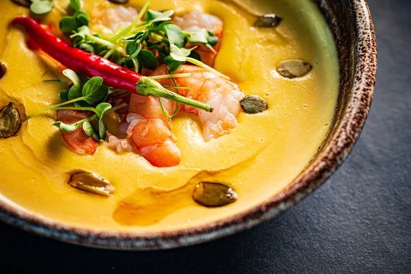 Pumpkin Cream Soup Shrimps — Stock Photo, Image