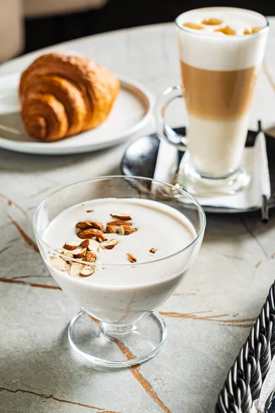 Yoghurt Met Granen Zaden — Stockfoto