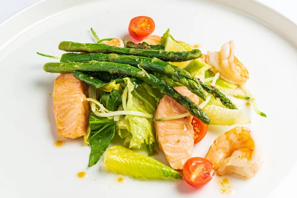 Salada Frutos Mar Com Camarões Peixes — Fotografia de Stock