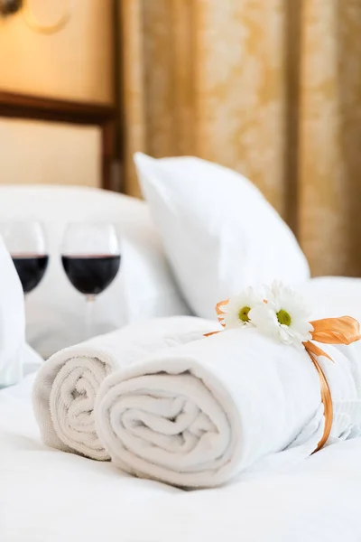 White Towel Luxury Boutique Hotel — Stock Photo, Image