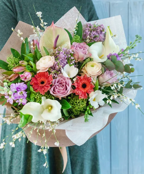 Nice Bouquet Hands — Stock Photo, Image