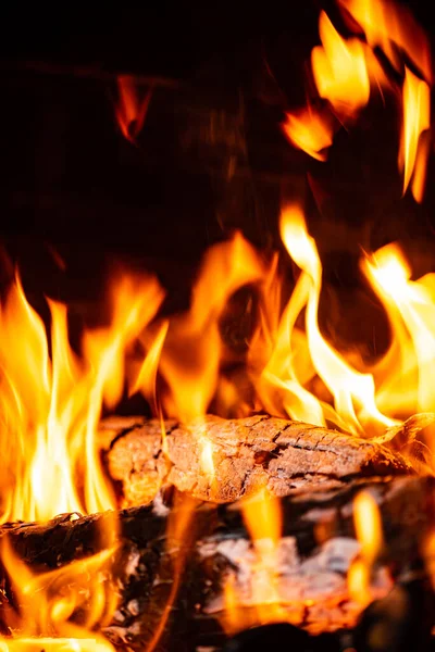 Brandgrube Der Nacht Zeigt Glühende Glut — Stockfoto