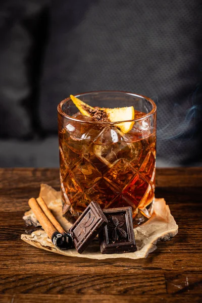 Cocktail Com Chocolate Mesa — Fotografia de Stock