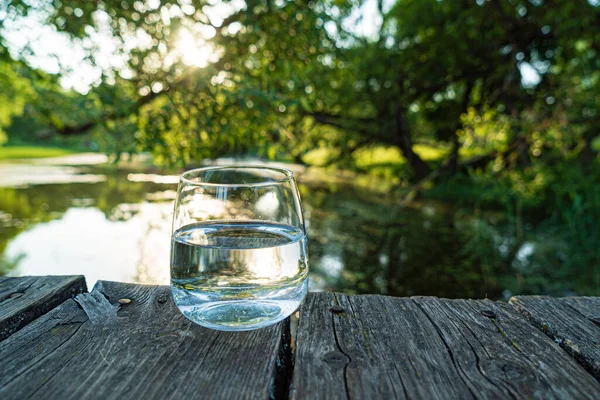 Glas Sauberes Wasser Freien — Stockfoto