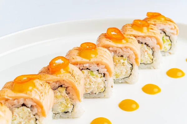 Sushi Definido Placa Branca — Fotografia de Stock