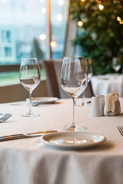 Served Dinner Table Restaurant Restaurant Interior — Stock Photo, Image