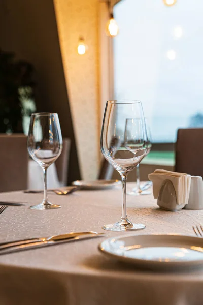 Servi Table Dans Restaurant Intérieur Restaurant — Photo