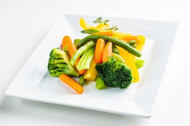 organik sebze tabağı