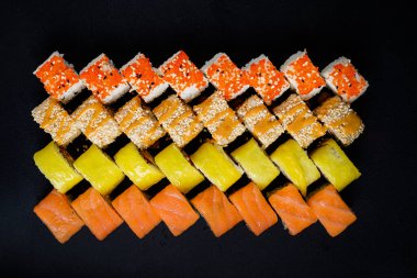 sush set  with soy sauce