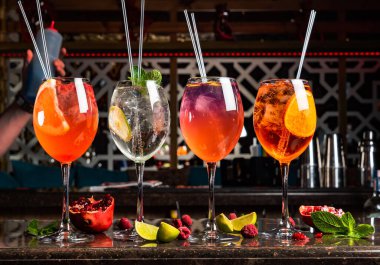 Gözlüklü yaz limonataları