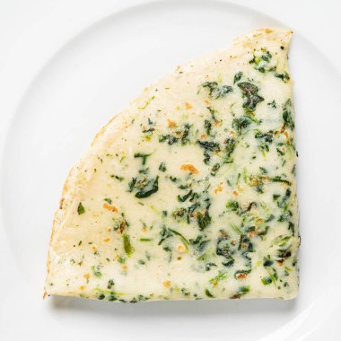 Beyaz tabakta gözleme