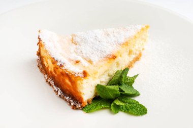 Naneli cheesecake, kapat.