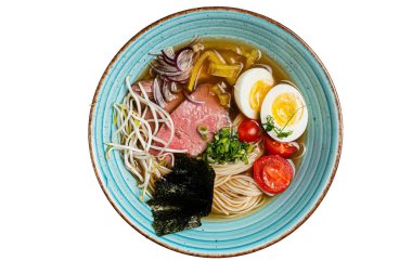 Domuz etli erişte çorbası ve yumurta.