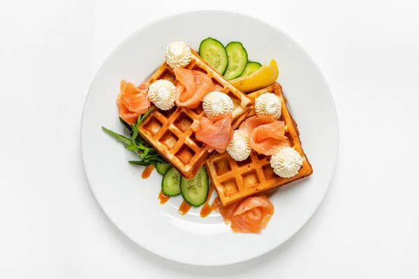 Gofres Belgas Con Salmón Queso Crema —  Fotos de Stock